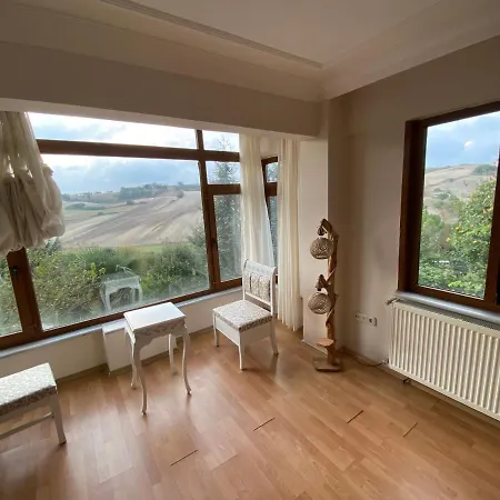 Havalimanina Cok Yakin Bahceli Villada 4 * Arnavutkoy