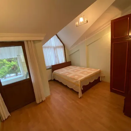 Havalimanina Cok Yakin Bahceli Villada 4 * Arnavutkoy